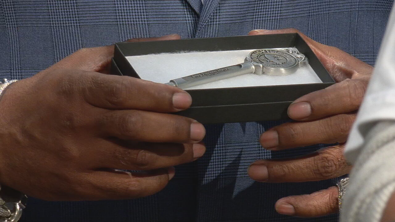 Master P receives key to city